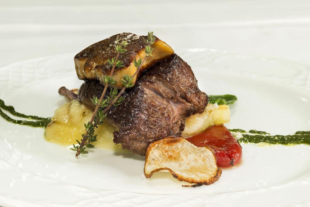 Hotel Restaurante Sostenible La Laguna Brozas Luaran gambar